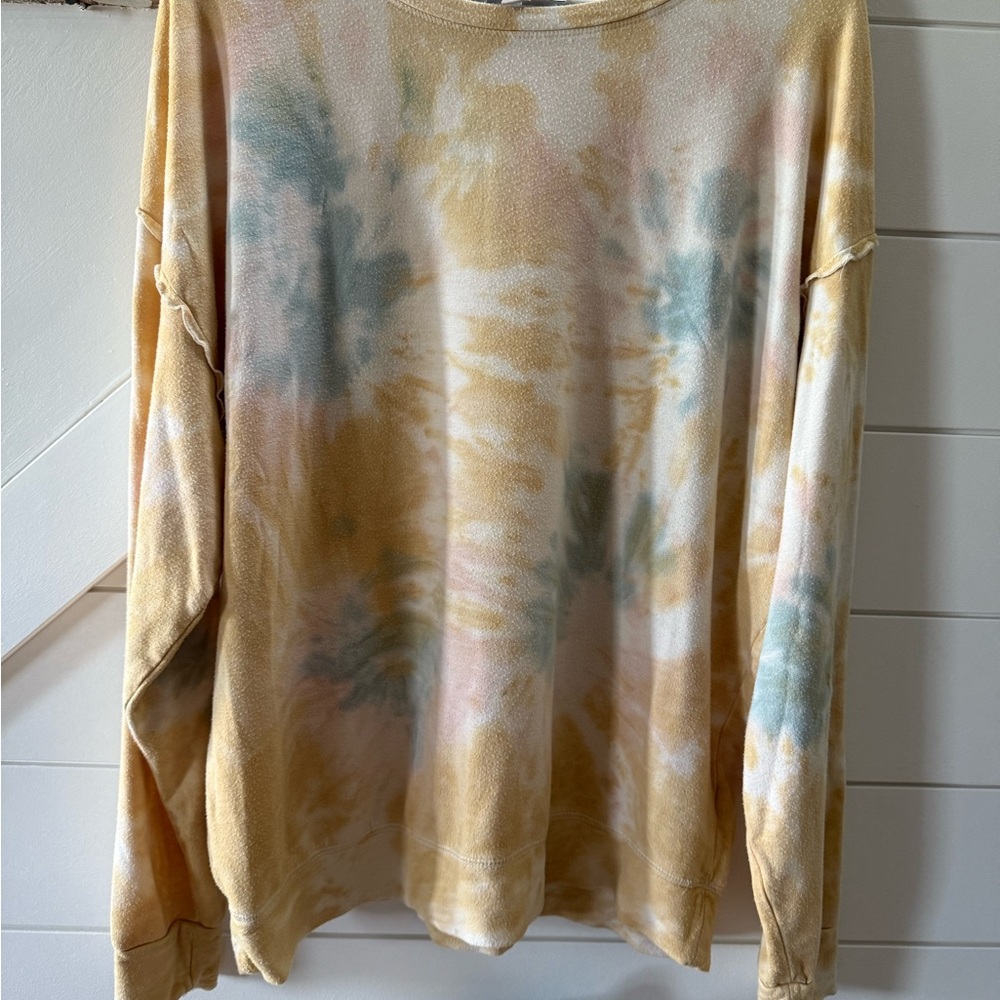 Tie-Dye Long Sleeve Shirt